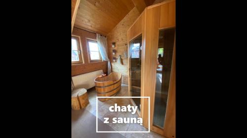 Bierutowice Ski Chalet | Chaty Świerkowe Wzgórze - domki typu superior z sauną balią kominkiem i domki-bez sauny balii kominka