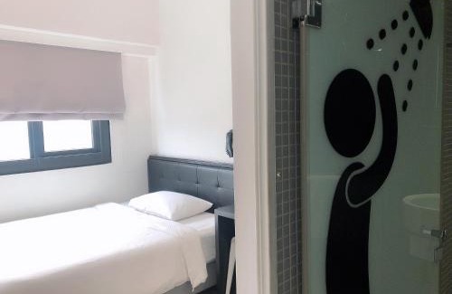 Yancheng District Hotel | CHECK inn Express Kaohsiung Love River