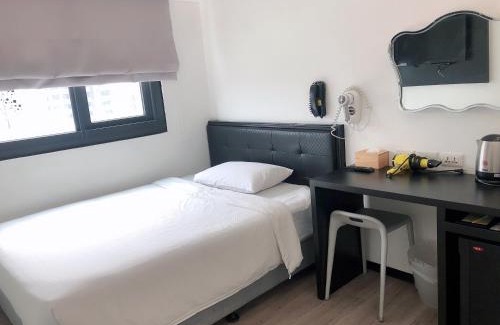 Yancheng District Hotel | CHECK inn Express Kaohsiung Love River