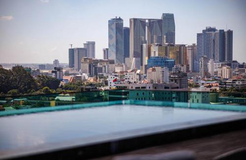 Phnom Penh City Centre Hotel | CHECK inn Phnom Penh Royal Palace