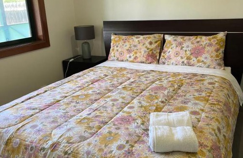 Norlane House | Cheerful 2 bedroom house with a beautiful veranda