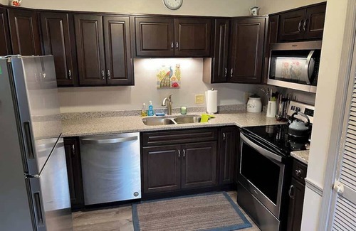 Camp Hill House | Cheerful 2-BR Home in Camp Hill w Indoor Fireplace