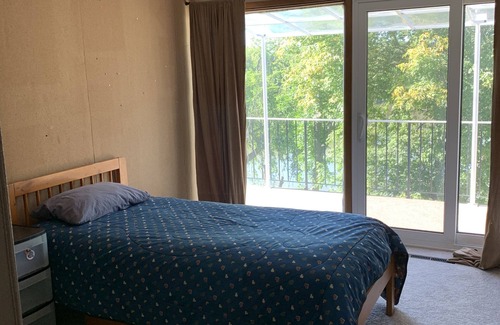 Winnipeg House | Cheerful 4 bedroom house in St. Vital on the Red River