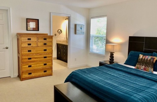 Longmont House | Cheerful, bright 3-bdrm home close to Boulder
