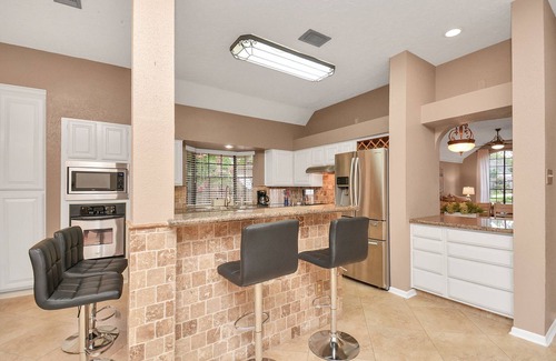 Clear Lake House | Cheerful Home in Clear Lake minutes from JSC/NASA