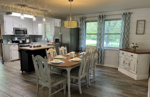 Newton House | Cheerful, relaxing ranch in quiet neighborhood with fire pit
