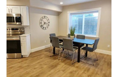 Highland House | Cheery and Bright four Bedroom Walkout Basement