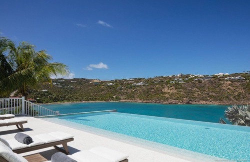 Anse du Grand Cul-de-Sac Villa | Chef included by Fantasia Villas: Villa Captiva