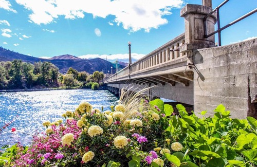 Chelan Apartment | Chelan Resort Suites Coco Chelan 212