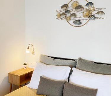 Agia Pelagia Chlomou Apartment | Chelona - Coastal Apartment