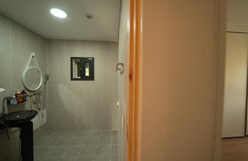 Cheonan House | Cheonan Stay Daejeong Lake