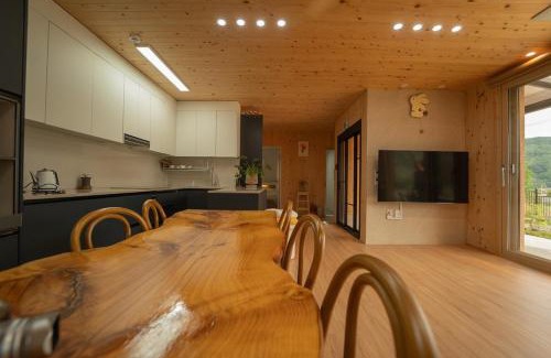 Cheonan House | Cheonan Stay Daejeong Lake