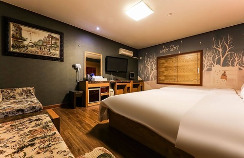 Chungcheongbuk-do Hotel | Cheongju Chojeongyaksu S