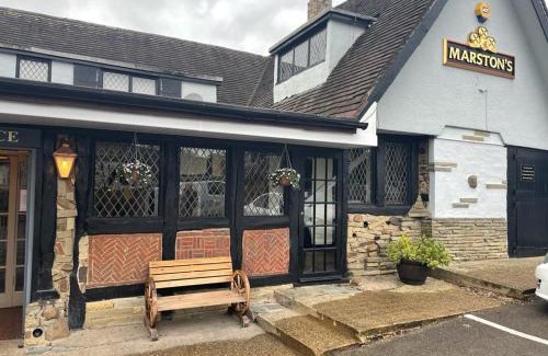 Ullesthorpe Hotel | Chequers Country Inn