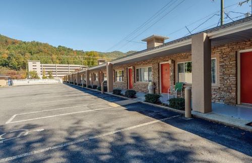 Cherokee Hotel | Cherokee Grand Hotel