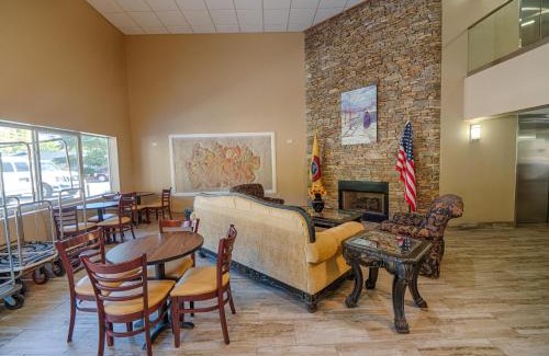 Cherokee Hotel | Cherokee Grand Hotel