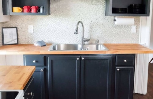 Massillon Apartment | Cherry Nirvana - 2BR Apartment