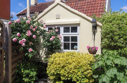 Martlesham Heath Cottage | Cherry Tree Cottage, Woodbridge