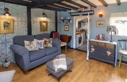 Martlesham Heath House | Cherry Tree Cottage, Woodbridge