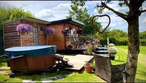 West Buckland Other | Cherry Tree Glamping Lodge