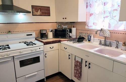 Cherry Valley Cottage | Cherry Valley Guest Cottage