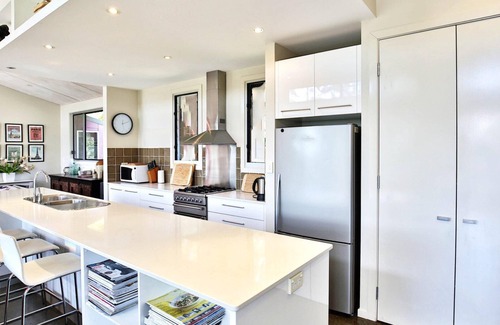 Wattamolla House | Cherrywood - A Modern Australian Bush Home