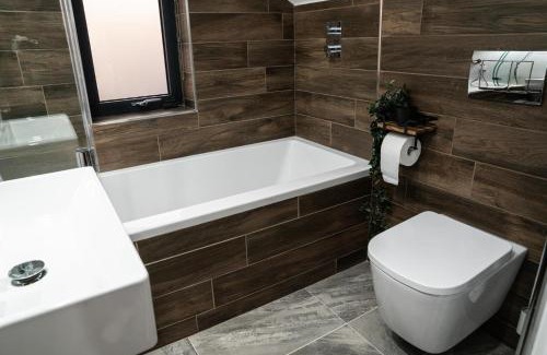 Ossett Apartment | Chestnut retreat a stunning Annex apartment