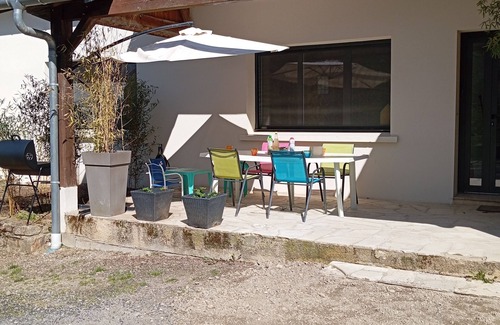Salles-Curan Apartment | Chez Alex et Flo F3 cosy and comfortable