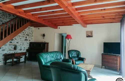 Villeneuve-Lecussan House | Chez Antonin - VILLENEUVE LECUSSAN