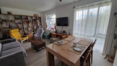 Vaires-sur-Marne House | Chez Bambou
