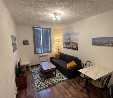 Lodi Apartment | Chez Bedros