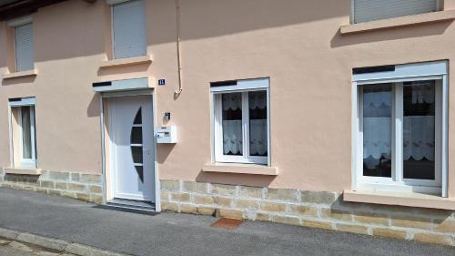 Perthes House | Chez Brigitte et Francis