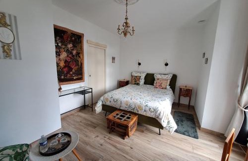 Sens-de-Bretagne Bed & Breakfast | chez céline