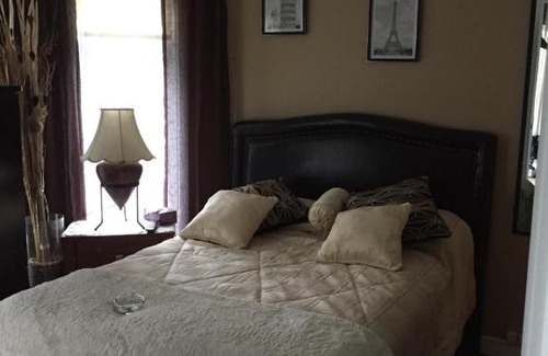 Pointe-aux-Trembles Bed & Breakfast | Chez Danny