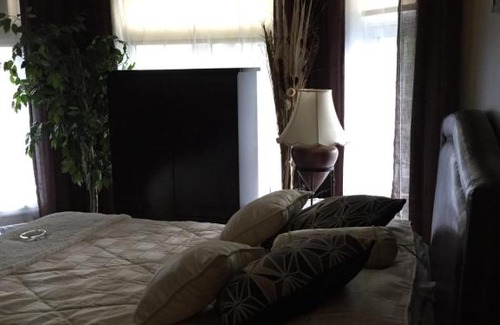 Pointe-aux-Trembles Bed & Breakfast | Chez Danny