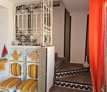Akhfenir House | Chez Eric