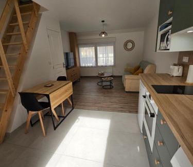Nanteuil-les-Meaux Apartment | Chez Ernestine