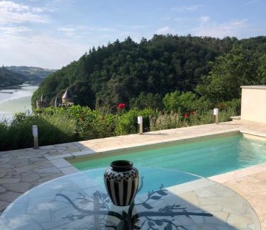Saint-Priest-la-Roche House | Chez Ghislaine et Robert