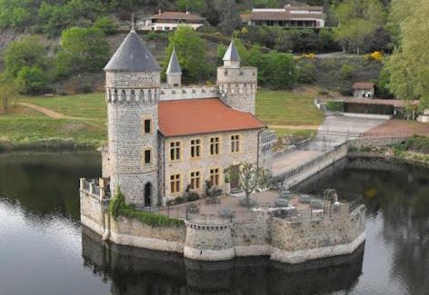 Saint-Priest-la-Roche House | Chez Ghislaine et Robert