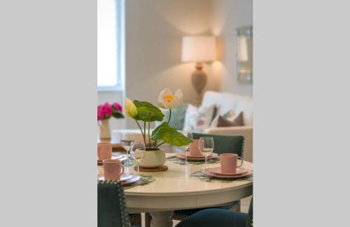 Passenans Apartment | Chez la Tante Louise - appartement privé de charme