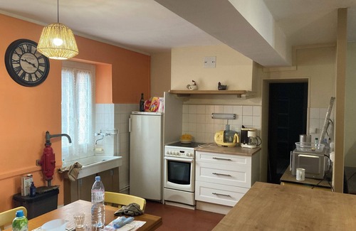 Vianges House | Chez Marie et Lucien Between Morvan and vineyards