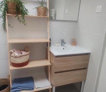 La Ferte-sous-Jouarre Bed & Breakfast | Chez Peggy