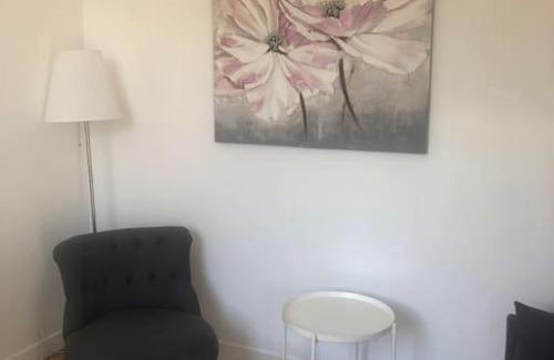 Le Tilleul House | CHEZ ROMY, MAISON AVEC PARKING ET JARDIN