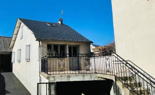Saint-Sauveur-de-Peyre House | Chez Routcho