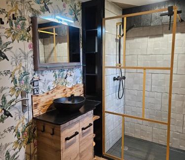 Loiron House | Chez So'spa