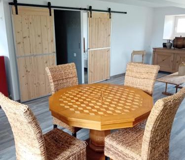 Montbras Apartment | Chez Tata Madeleine