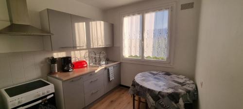 Troyes Apartment | Chez Toni