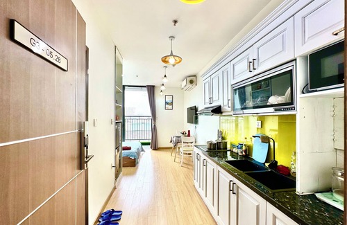 Tu Liem Apartment | Chic 1-bedroom Apartment In Superb Hà Nội With AC, Fitness Room, Pools