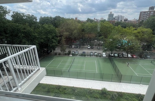 Riverdale Apartment | Chic 1300sqf luxury apartment residence private building in Riverdale, pool&gym