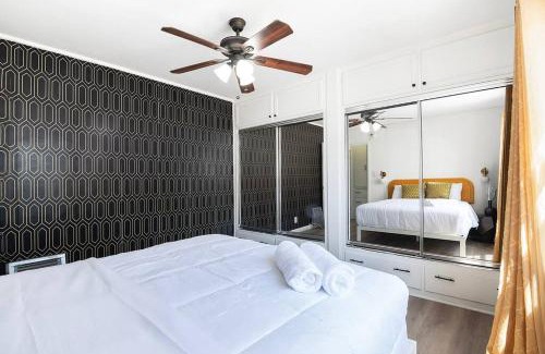 The Flats Apartment | Chic 1BR Apt Hollywood Sleeps 4